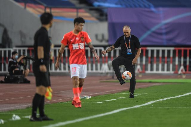 乌加特：曼联应为冠军和欧冠资格而战