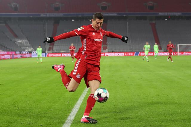 亚运会-李月汝25+15 中国女篮大胜朝鲜进决赛