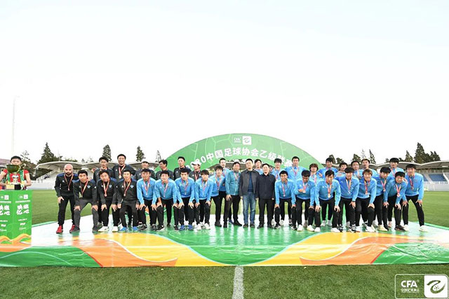 小瓦格纳35分魔术险胜76人 老鹰终结雄鹿7连胜